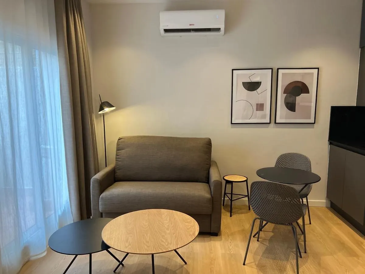 Apartamentos Laforja Barcelona 0*,